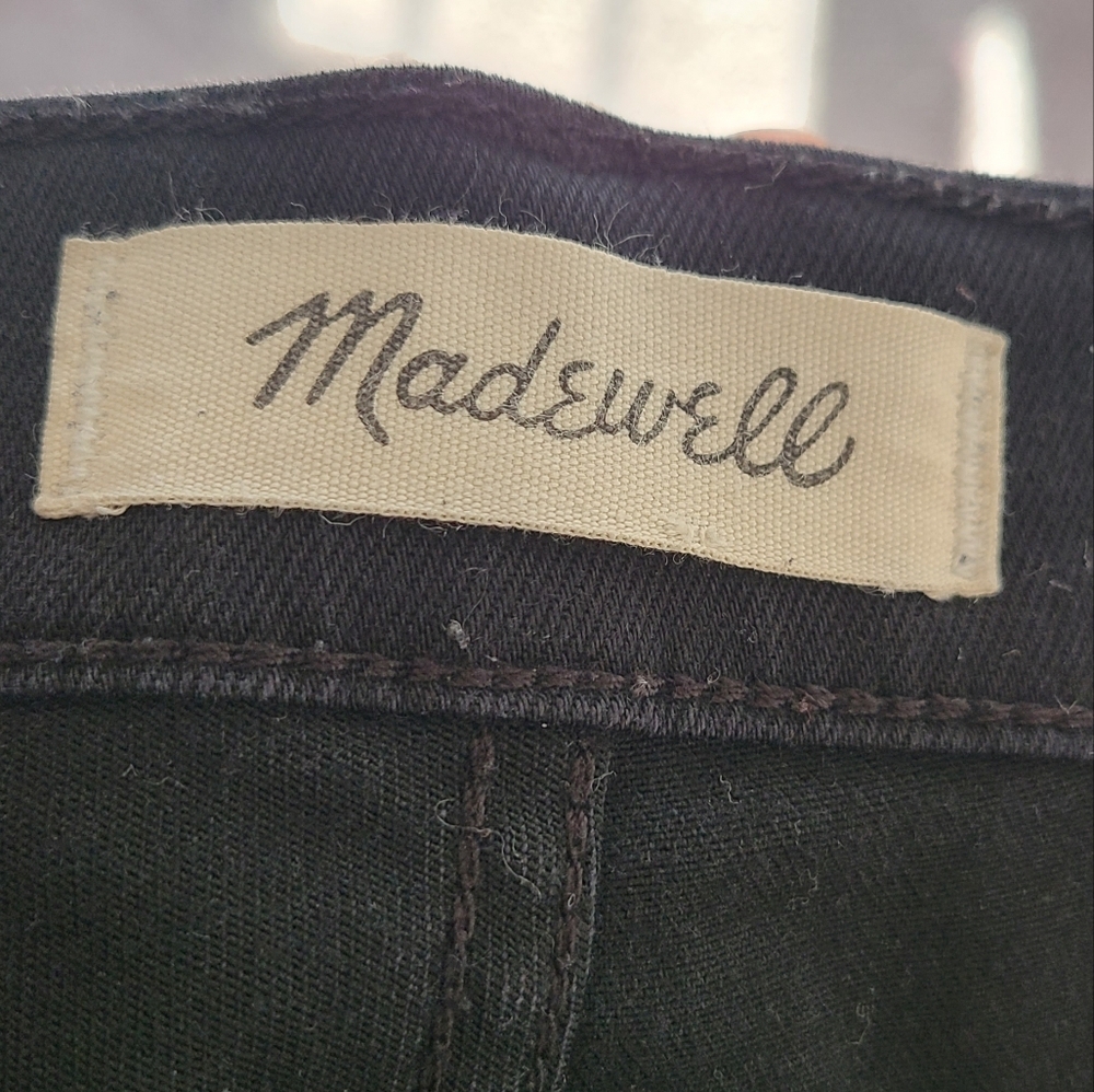 SALE! Madewell 9" Highrise Skinny - Picture 7 of 7